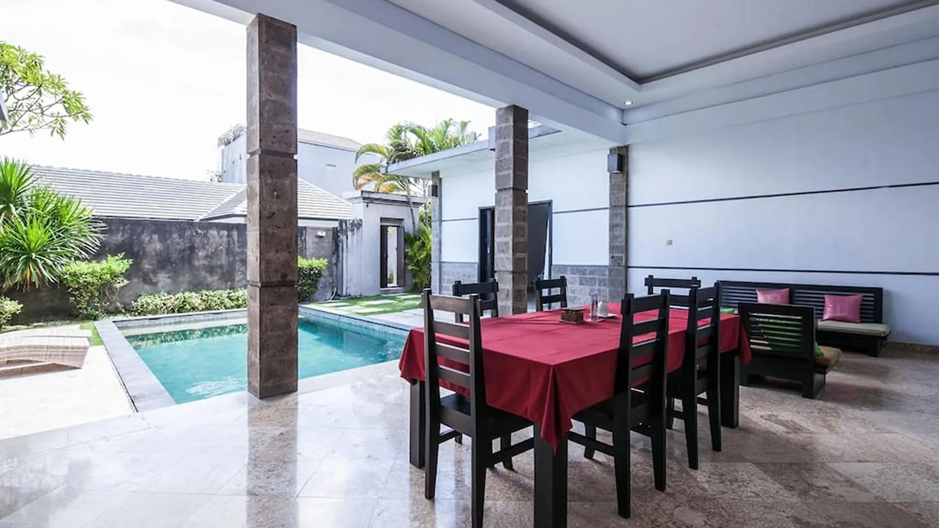 Bali Merita Villa Kerobokan  4*, Kerobokan (Bali)